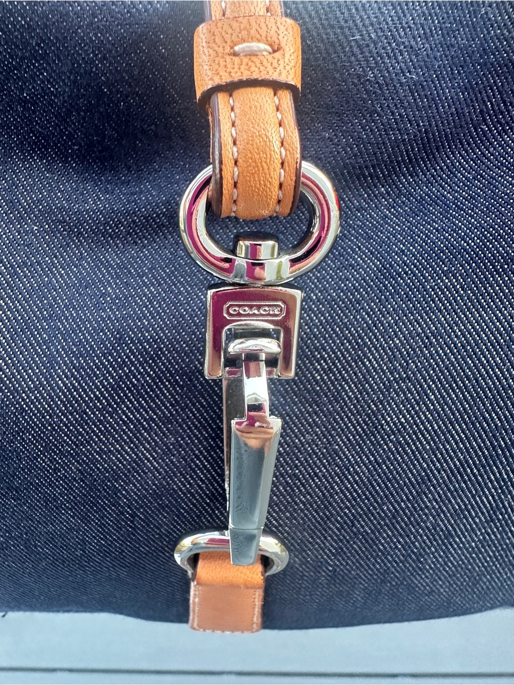 Vintage y2k 2001 Coach Hampton Denim Clip Hobo - Picture 3 of 9